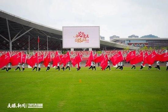 首映现场，饰演战区总司令的石凉称这是一种跨越国界的大爱，战士们愿意为了守卫家园去牺牲一切